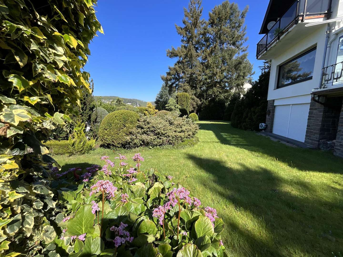Unternehmervilla mitten in der Stadt mit toller Aussicht.