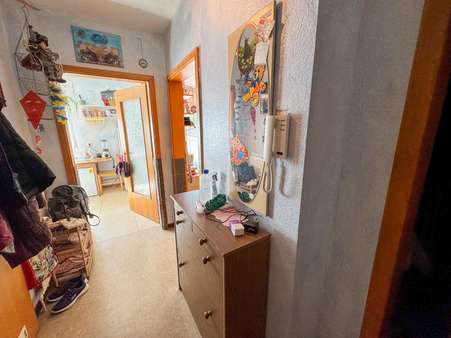 Flur - Erdgeschosswohnung in 56626 Andernach mit 56m² kaufen