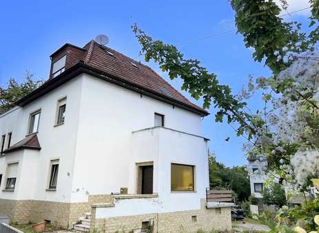 Seitenansicht - Einfamilienhaus in 56070 Koblenz mit 160m² kaufen