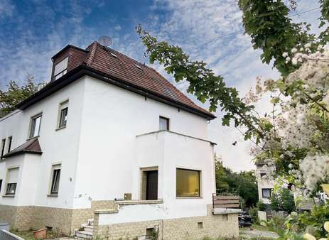 Seitenansicht Seitenansicht - Einfamilienhaus in 56070 Koblenz mit 160m² kaufen