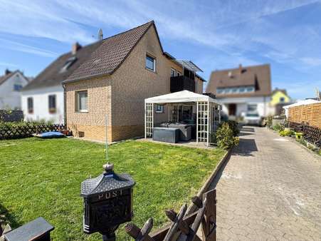 Außenansicht/Garten - Doppelhaushälfte in 56626 Andernach mit 108m² kaufen