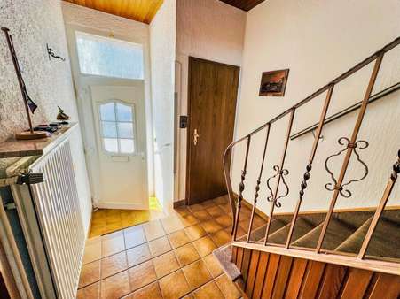 Eingangsbereich Eingangsbereich - Reihenendhaus in 56626 Andernach mit 120m² kaufen