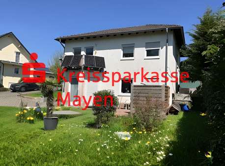 null - Einfamilienhaus in 56729 Langenfeld mit 122m² kaufen