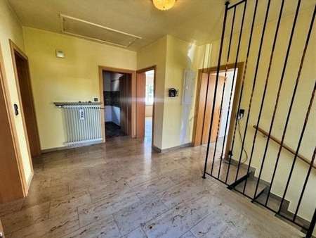 Eigangsbereich/Diele - Einfamilienhaus in 56751 Polch mit 101m² kaufen