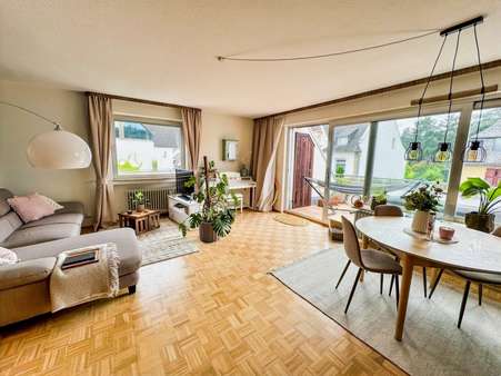 Wohnzimmer Wohnzimmer - Etagenwohnung in 56626 Andernach mit 92m² kaufen