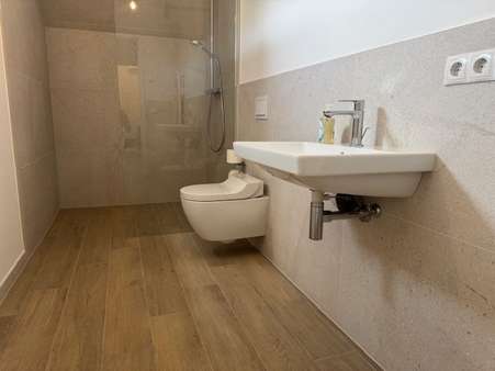 Duschbad - Etagenwohnung in 56626 Andernach mit 71m² kaufen
