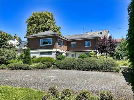 Bungalow in 56729 Langscheid mit 160m² kaufen