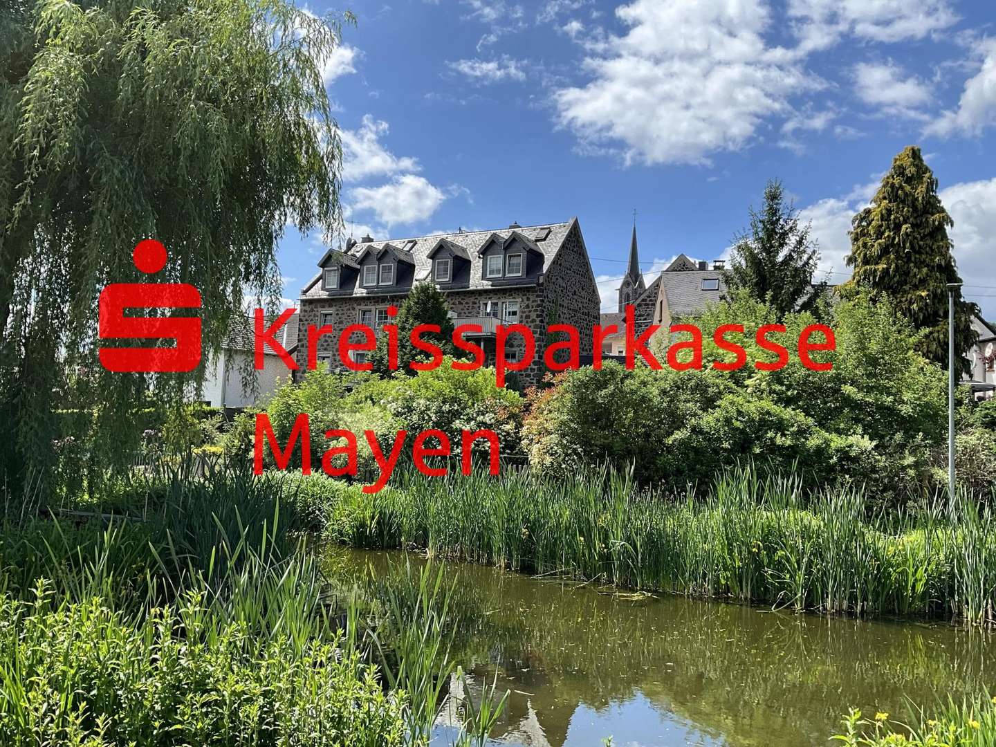 null - Dachgeschosswohnung in 56626 Andernach mit 53m² mieten