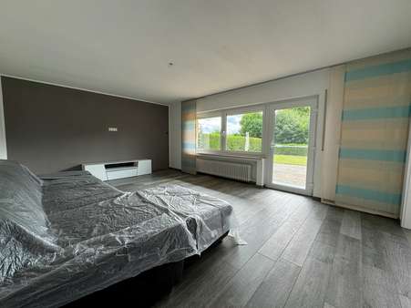 UG UG - Zweifamilienhaus in 56729 Kehrig mit 268m² kaufen