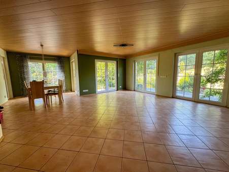 EG - Mehrfamilienhaus in 56729 Arft mit 300m² kaufen