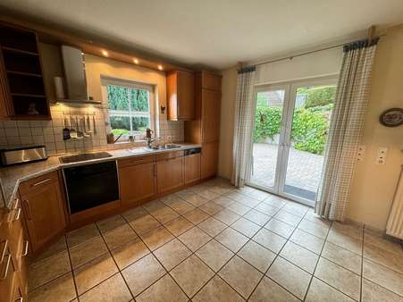 Einfamilienhaus in 56332 Löf mit 172m² mieten