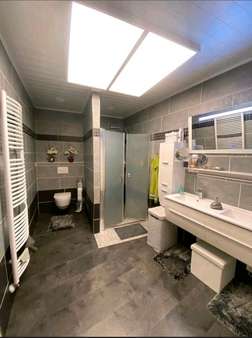 Badezimmer EG Badezimmer EG - Einfamilienhaus in 56727 Mayen mit 177m² kaufen
