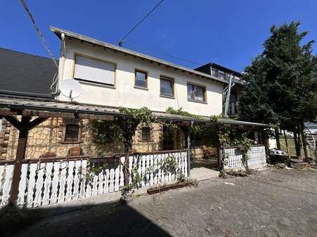 Mehrfamilienhaus in 56729 Nachtsheim mit 300m² kaufen