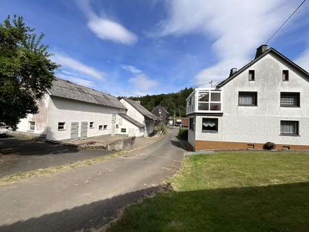 in 56729 Herresbach mit 134m² mieten