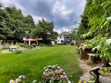 Zweifamilienhaus in 56626 Andernach mit 185m² kaufen