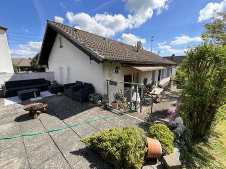 image - Einfamilienhaus in 56736 Kottenheim mit 150m² kaufen