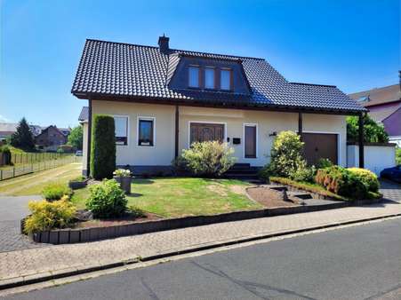 Vorderhaus - Zweifamilienhaus in 56648 Saffig mit 300m² kaufen