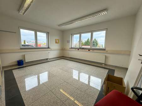 Büro - Büro in 56736 Kottenheim mit 131m² mieten