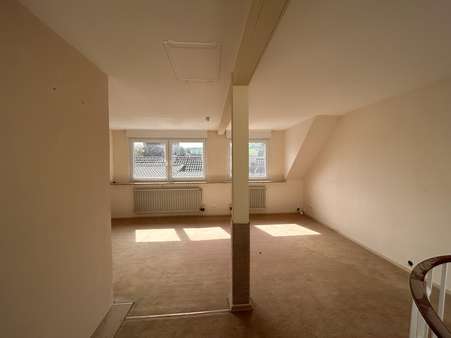 null - Einfamilienhaus in 53474 Bad Neuenahr-Ahrweiler mit 125m² kaufen