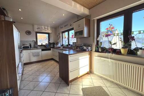 null - Einfamilienhaus in 53505 Berg mit 170m² kaufen