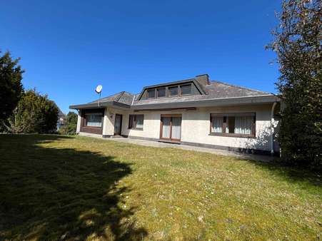 null - Einfamilienhaus in 56659 Burgbrohl mit 232m² kaufen