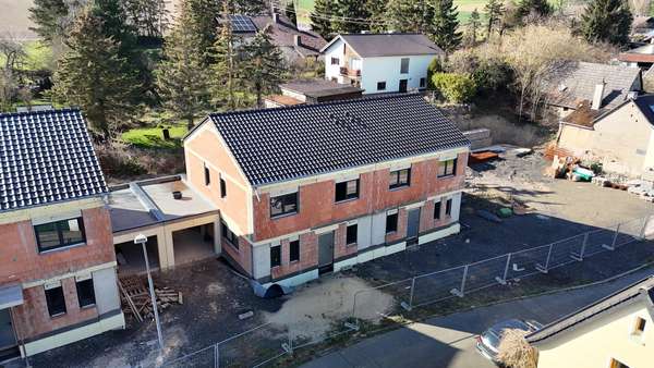 Doppelhaushälfte in 56651 Oberdürenbach mit 130m² kaufen