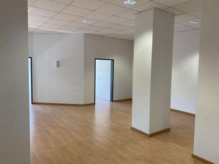 null - Büro in 53879 Euskirchen mit 150m² mieten