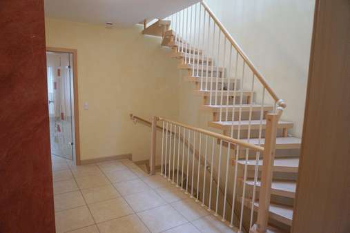 Einfamilienhaus in 53474 Bad Neuenahr-Ahrweiler mit 237m² kaufen