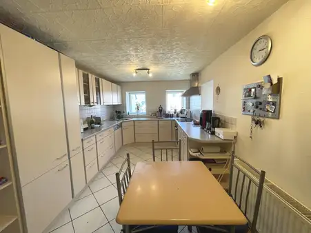 Teilrenoviertes Einfamilienhaus in Reinsfeld