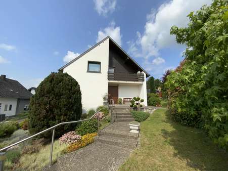 Hauseingang - Einfamilienhaus in 54317 Gusterath mit 157m² kaufen