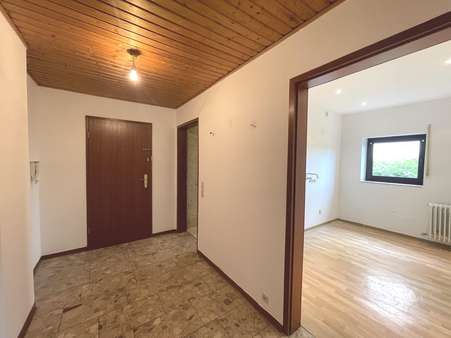 Flur/Eingang Flur/Eingang - Erdgeschosswohnung in 54294 Trier mit 75m² kaufen