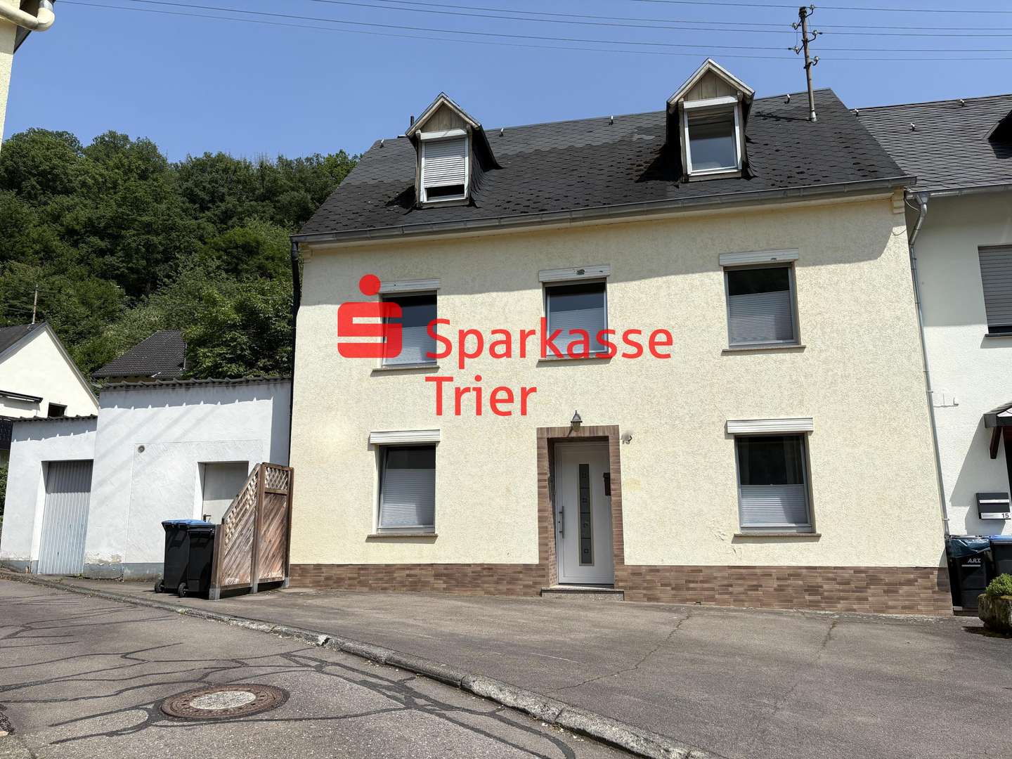 Außenansicht Außenansicht - Reihenendhaus in 54317 Riveris mit 118m² kaufen