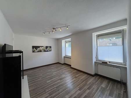 Wohnzimmer Wohnzimmer - Reihenendhaus in 54317 Riveris mit 118m² kaufen