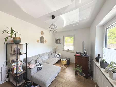 Wohnzimmer Erdgeschoss - Zweifamilienhaus in 54293 Trier mit 288m² kaufen