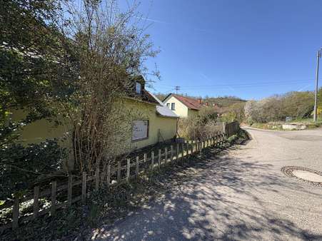 Außenansicht Rückseite - Grundstück in 54298 Aach mit 809m² kaufen