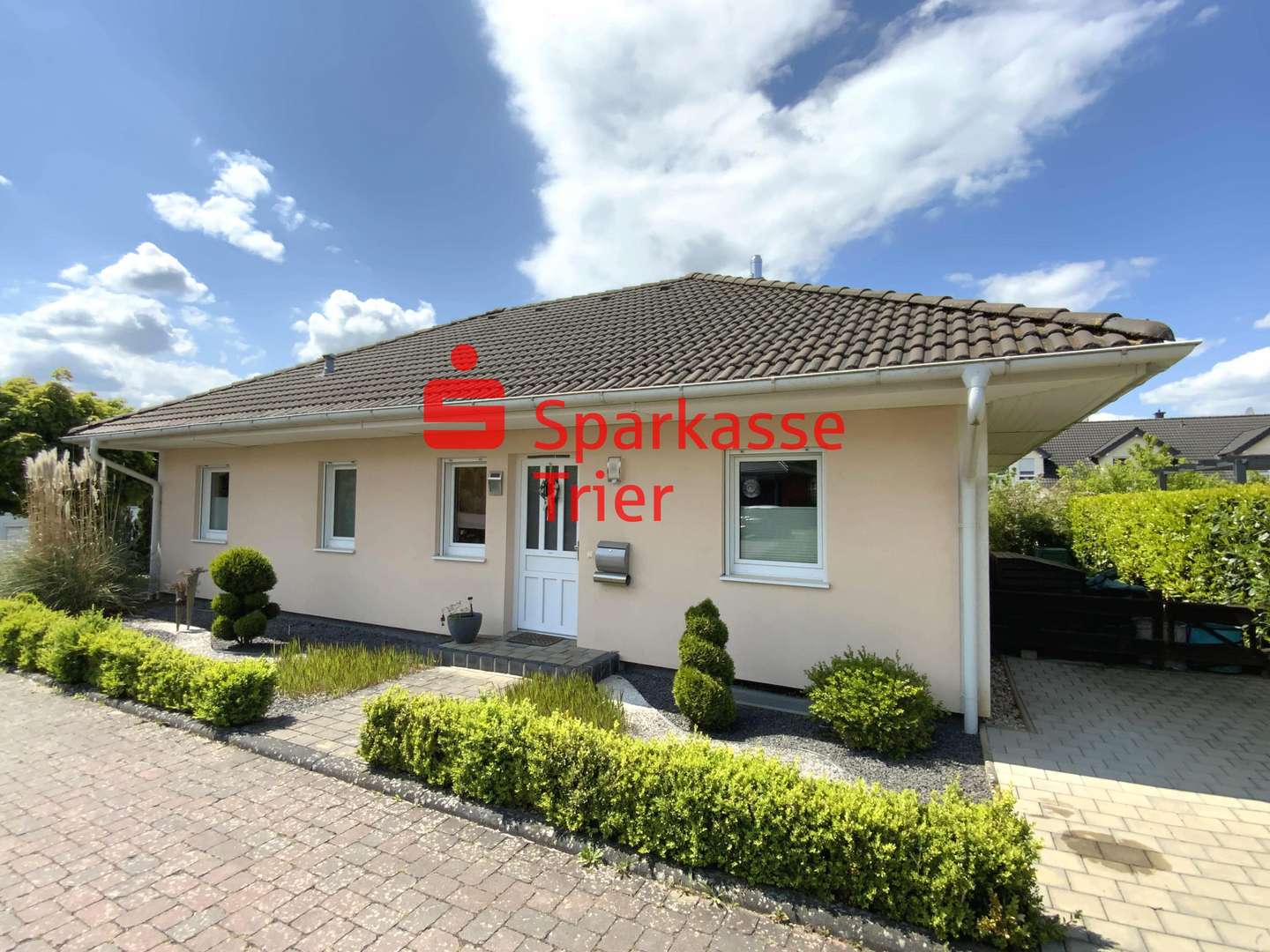 Frontansicht - Bungalow in 54329 Konz mit 119m² kaufen