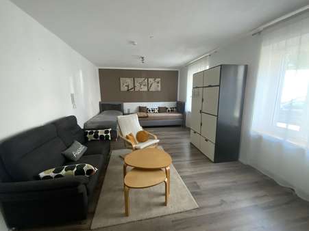 Wohnbereich Appartment im Haupthaus Wohnbereich Appartment im Haupthaus - Mehrfamilienhaus in 54320 Waldrach mit 172m² kaufen