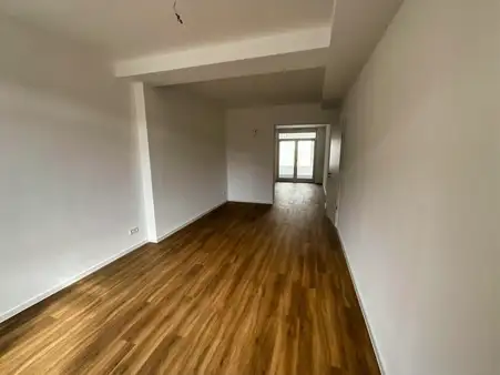 Erstbezug nach Kernsanierung! Moderne Eigentumswohnung in ruhiger Lage