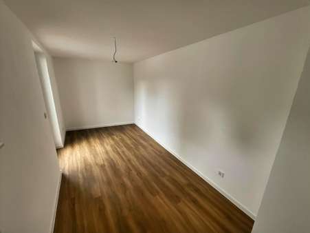 Schlafzimmer 2/Büro - Etagenwohnung in 54346 Mehring mit 110m² kaufen