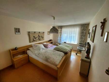 Schlafen - Einfamilienhaus in 54413 Geisfeld mit 139m² kaufen