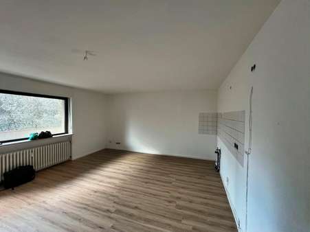 Wohn-Essbereich mit Küche - Etagenwohnung in 54296 Trier mit 123m² kaufen
