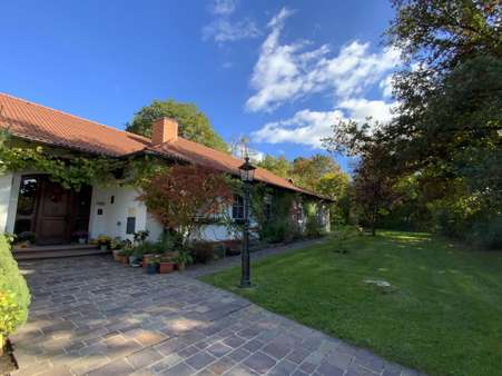 Eingangsbereich Eingangsbereich - Villa in 54441 Kanzem mit 321m² kaufen