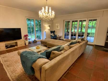 Wohnzimmer Wohnzimmer - Villa in 54441 Kanzem mit 321m² kaufen