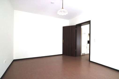 Beispiel Innen (andere Wohnung) - Etagenwohnung in 54450 Freudenburg mit 48m² als Kapitalanlage kaufen