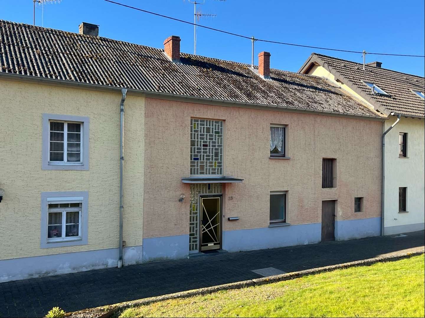 Vorderansicht - Einfamilienhaus in 54310 Menningen mit 82m² kaufen