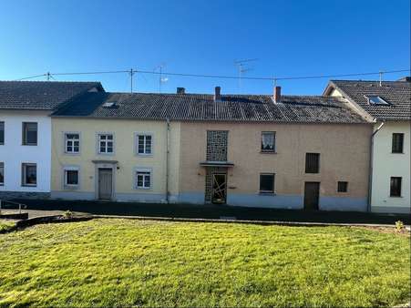 Vorderansicht - Einfamilienhaus in 54310 Menningen mit 82m² kaufen