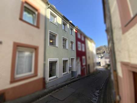 Straßenansicht - Reihenmittelhaus in 54655 Kyllburg mit 113m² kaufen