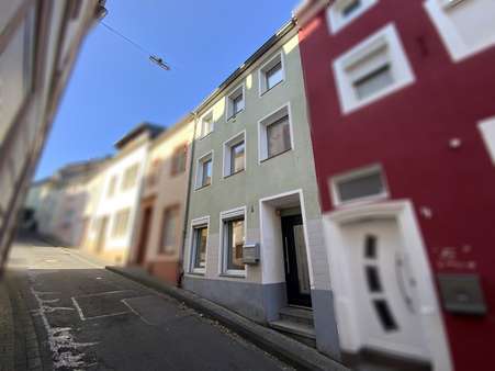 Straßenansicht - Reihenmittelhaus in 54655 Kyllburg mit 113m² kaufen