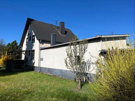 Rückansicht - Einfamilienhaus in 54675 Körperich mit 141m² kaufen