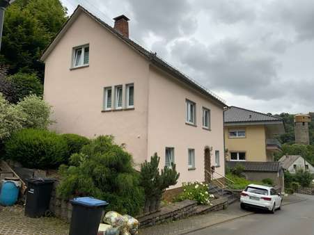 Strassenansicht Strassenansicht - Einfamilienhaus in 54673 Neuerburg mit 124m² kaufen